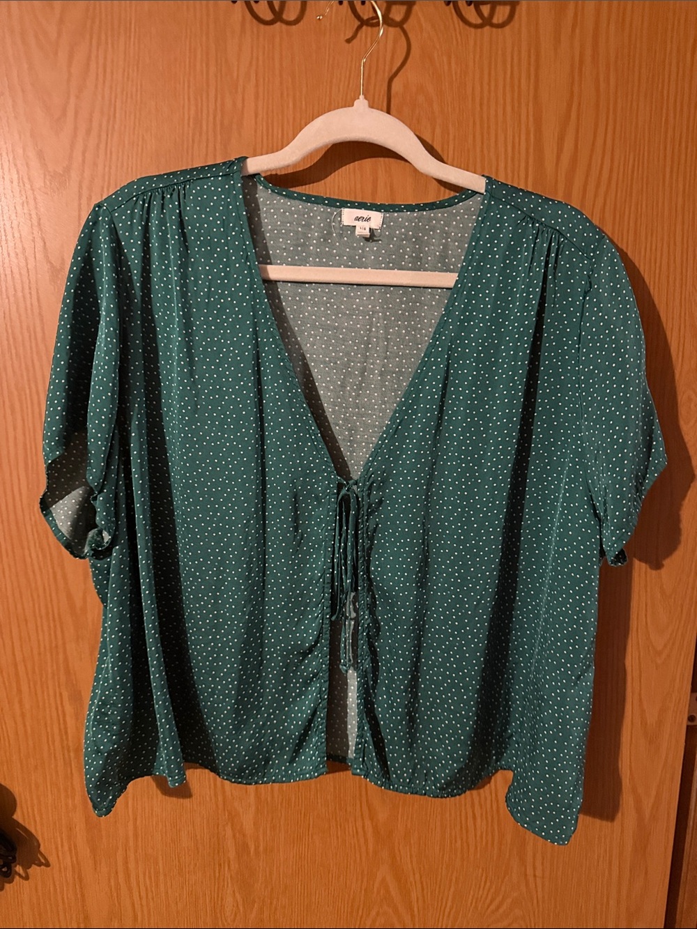 NWOT Aerie Green Polka Dot Tie-Front Women’s Top